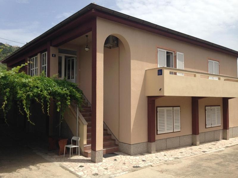 Summer Rooms Baska ภายนอก รูปภาพ