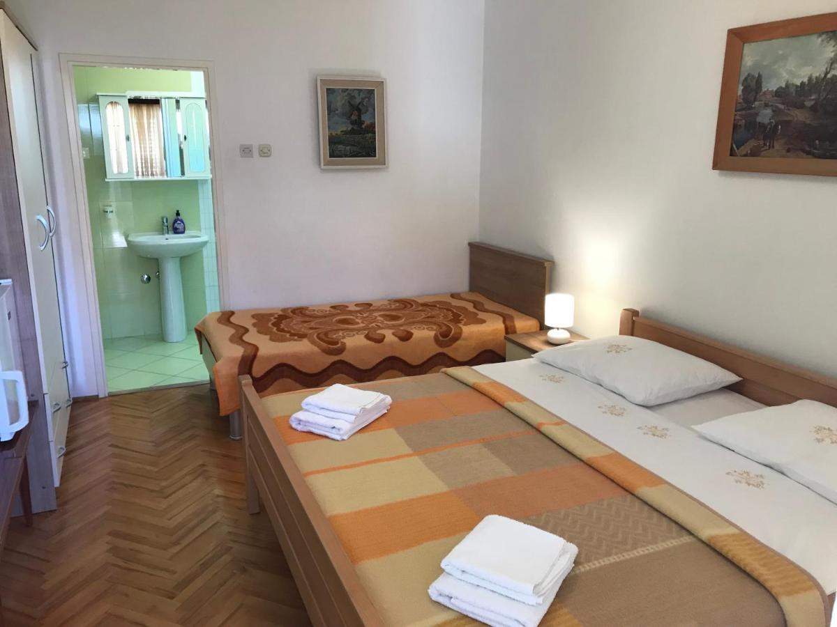 Summer Rooms Baska ภายนอก รูปภาพ