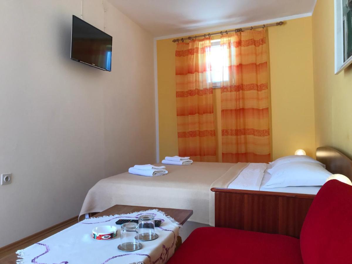 Summer Rooms Baska ภายนอก รูปภาพ